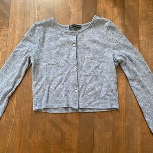 Gray long sleeve crop top fro Zara. Size: USA S; EUR S